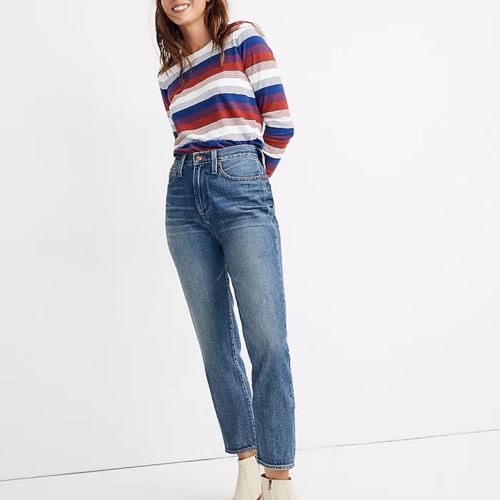 Madewell The Mom Jean in Downey Wash